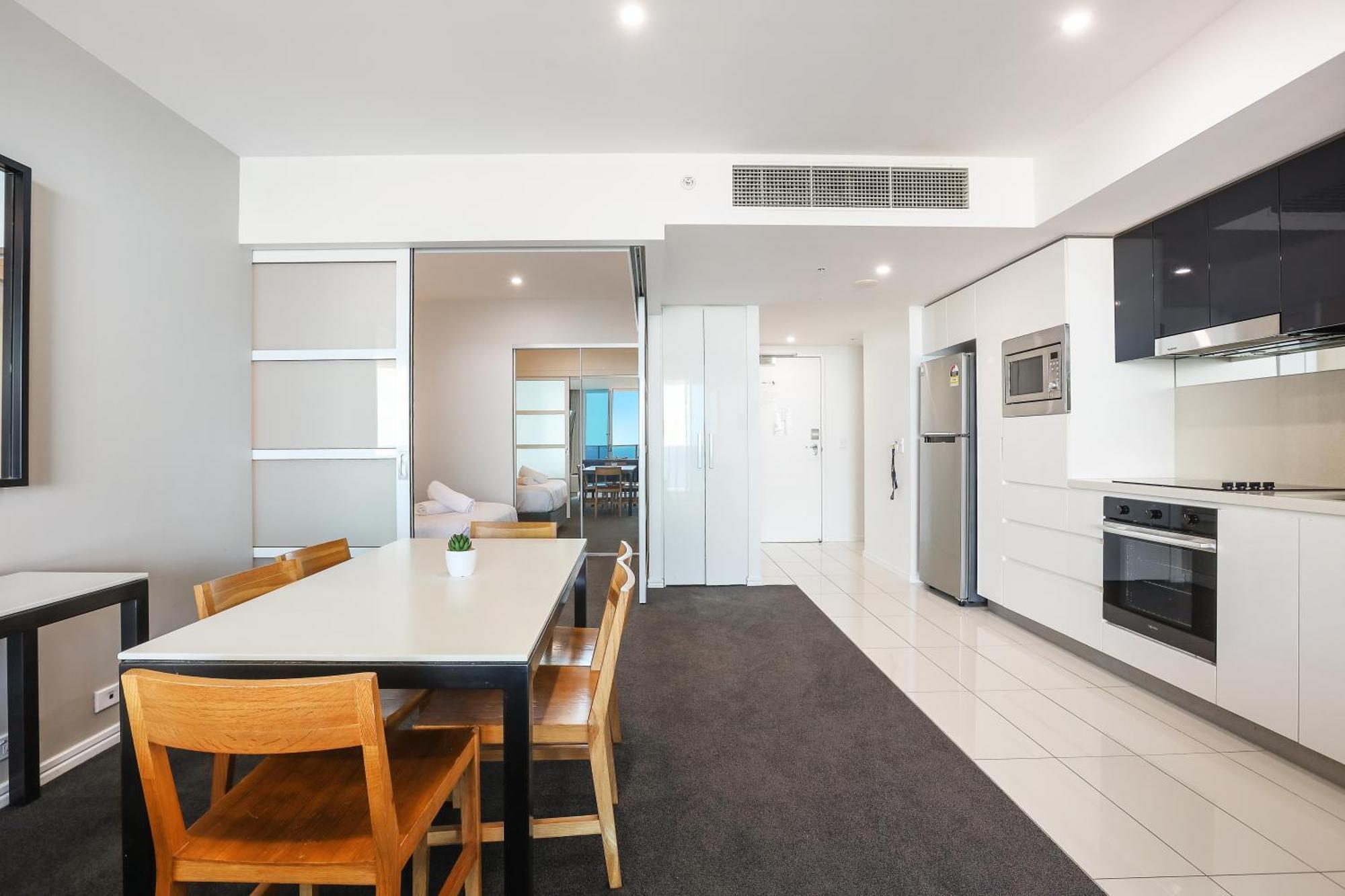 Number 1 H Residences - Wifi, Parking & More By Gold Coast Holidays Zewnętrze zdjęcie