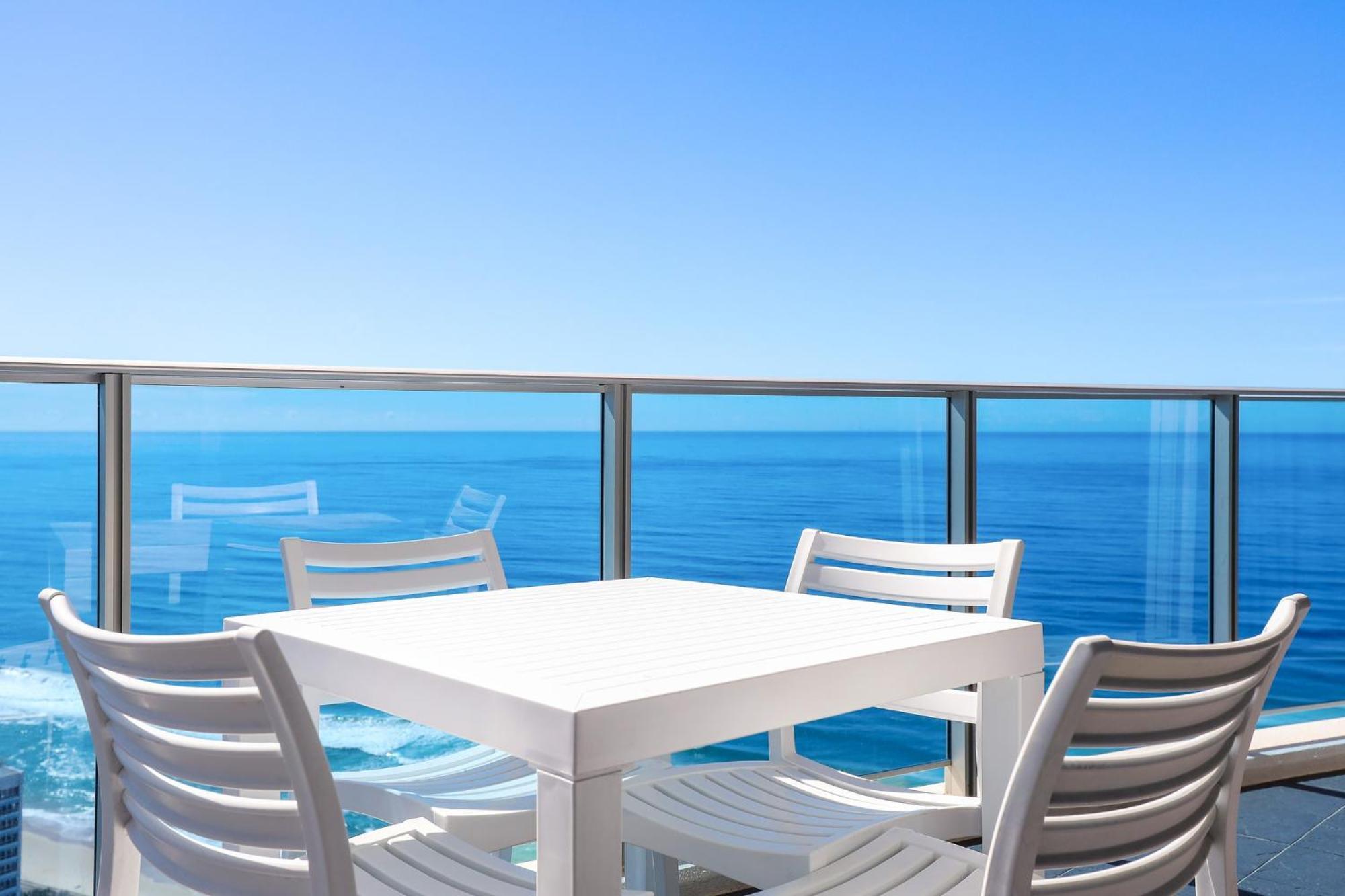 Number 1 H Residences - Wifi, Parking & More By Gold Coast Holidays Zewnętrze zdjęcie